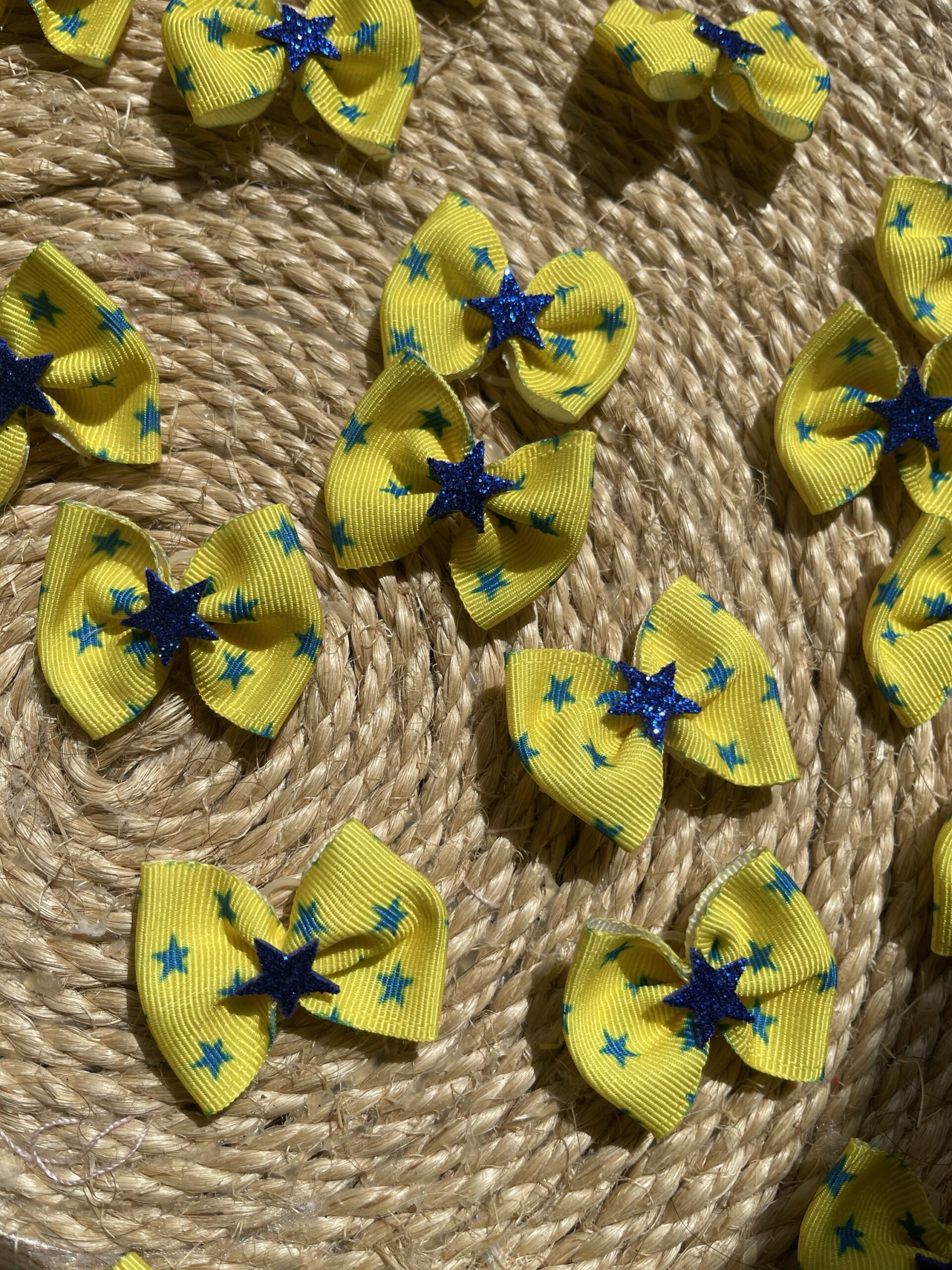 Laço 💙💛 Estrela do Hexa- 10 unidades